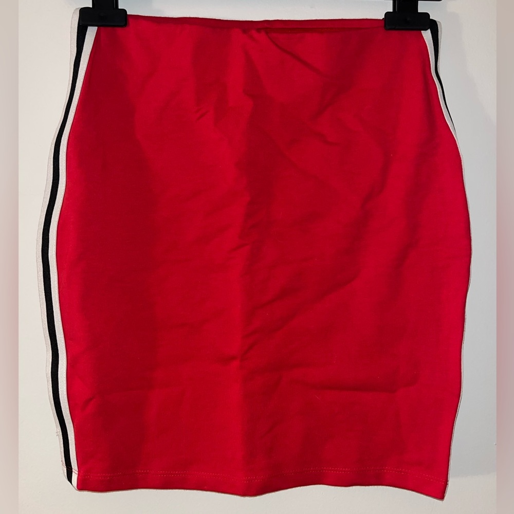 FBSister Fitted Skirt, Size S (true to size)